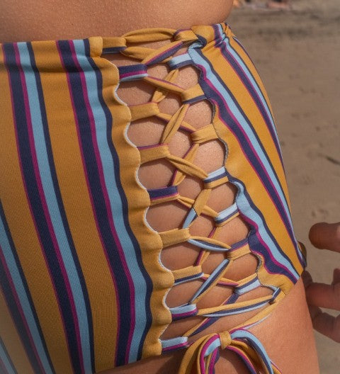 Lassen super high waist bikini bottoms - NOW & THEN