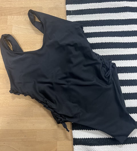 Indy one piece  - BLACK